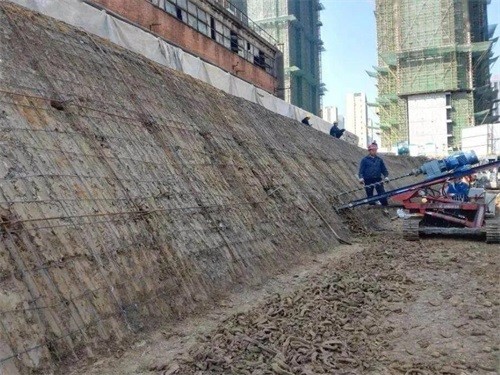 香坊建筑边坡支护